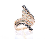 Rosé gouden ring met champagne en zwart gekleurde diamanten - afbeelding 4 van  9