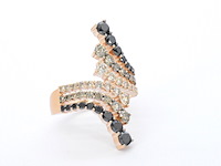 Rosé gouden ring met champagne en zwart gekleurde diamanten - afbeelding 8 van  9
