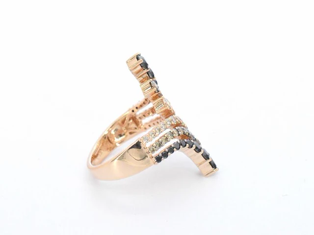 Rosé gouden ring met champagne en zwart gekleurde diamanten - afbeelding 7 van  11