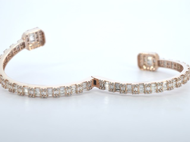 Rosegouden armband met diamanten - afbeelding 12 van  12