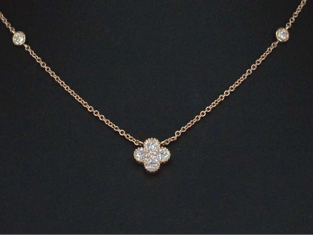 Rosegouden collier klavervier diamant - afbeelding 1 van  8