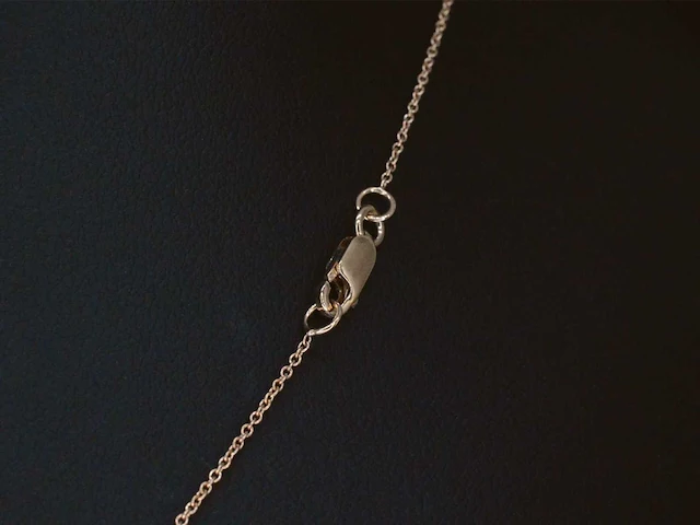 Rosegouden collier klavervier diamant - afbeelding 5 van  8