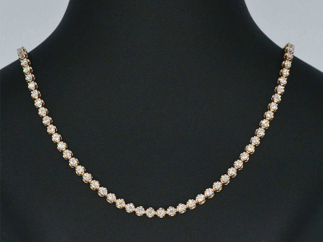 Rosegouden collier met 107 briljant geslepen diamanten - afbeelding 1 van  11