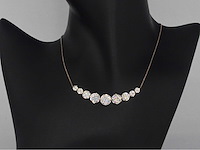 Rosegouden halsketting met hoge kwaliteit diamanten - afbeelding 2 van  8