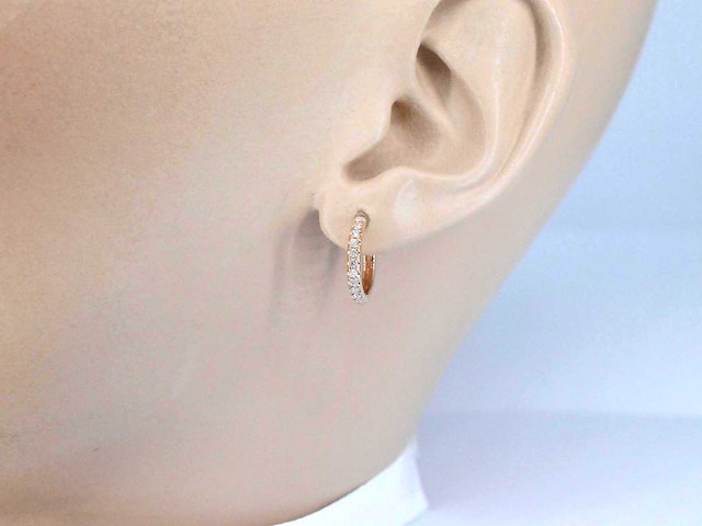 Rosegouden oorbellen met diamanten - afbeelding 2 van  9