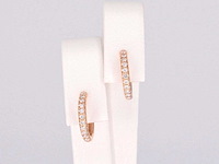 Rosegouden oorbellen met diamanten - afbeelding 9 van  9