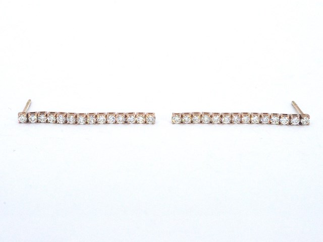 Rosegouden oorhangers met natuurlijke diamanten - afbeelding 5 van  9