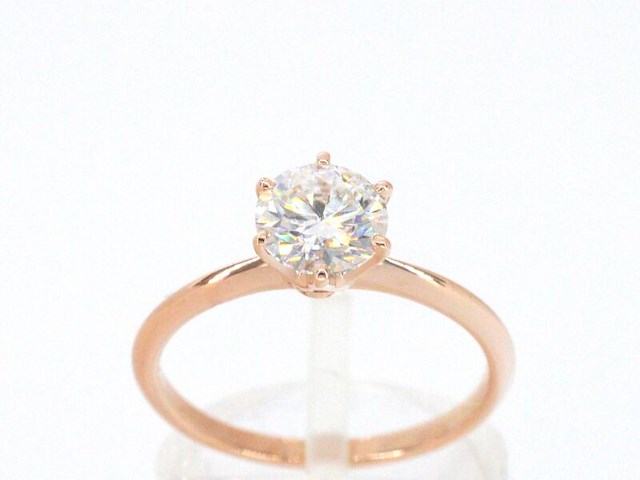 Rosegouden ring met een briljant geslepen diamant van 1.00 carat - afbeelding 1 van  12