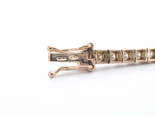 Rosegouden tennisarmband met briljant geslepen diamant - afbeelding 5 van  8