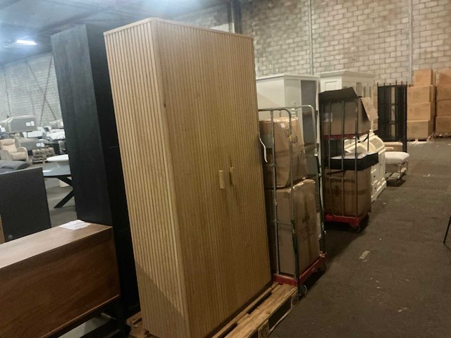 Rosenborg naturel kabinetkast 109x45,5x210cm - afbeelding 1 van  4