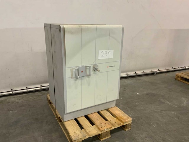 Rosengrens kluis 780x740x1130mm - afbeelding 1 van  9