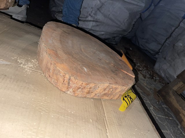 Rosewood schijf, dikte 60mm, ø 400mm - afbeelding 1 van  2