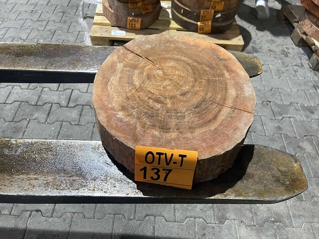 Rosewood schijf, dikte 70mm, ø 350mm - afbeelding 1 van  3