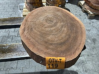 Rosewood schijf, dikte 70mm, ø 500mm - afbeelding 1 van  3