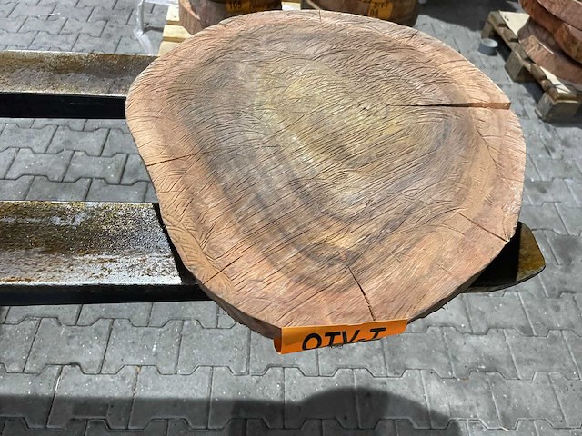Rosewood schijf, dikte 70mm, ø 550mm - afbeelding 1 van  3