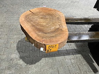Rosewood schijf, dikte 70mm, ø 600mm - afbeelding 1 van  3