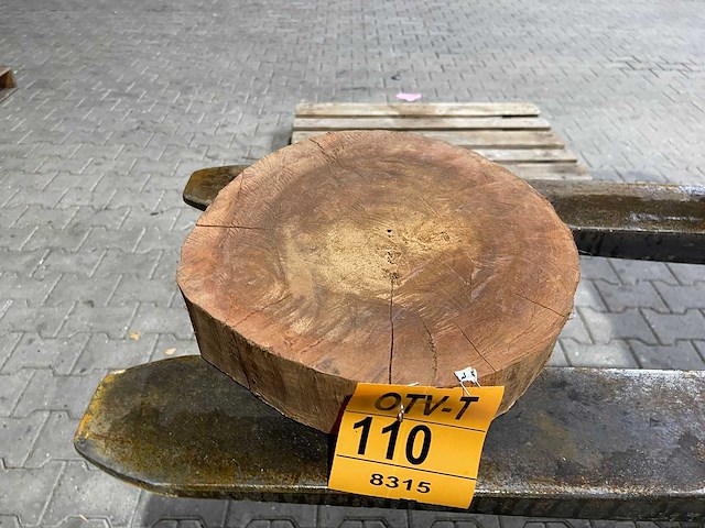 Rosewood schijf, dikte 75mm, ø 350mm - afbeelding 1 van  3