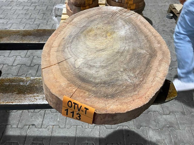 Rosewood schijf, dikte 75mm, ø 550mm - afbeelding 1 van  3