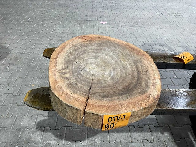 Rosewood schijf, dikte 80mm, ø 550mm - afbeelding 1 van  3