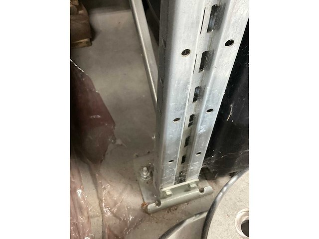 Rosss palletstelling | ca. 10 mtr - afbeelding 8 van  9