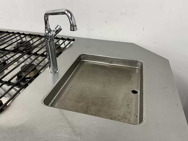 Rosval - rvs kookeiland - afbeelding 7 van  26