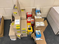 Rotadril, fischer, mack uni schroeven verzinkt, nagelpluggen, onderlegplaten - afbeelding 1 van  5