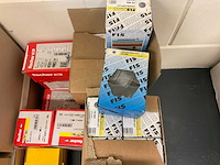 Rotadril, fischer, mack uni schroeven verzinkt, nagelpluggen, onderlegplaten - afbeelding 5 van  5
