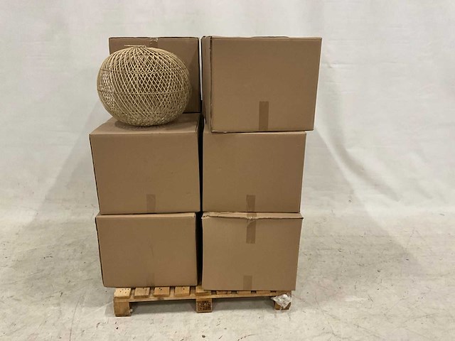 Rotan lampenkappen (12x) - afbeelding 1 van  3