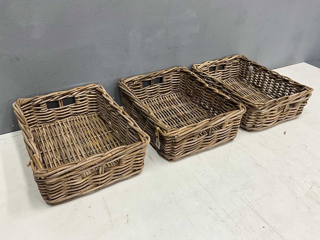 Rotan mand (3x) - afbeelding 1 van  5