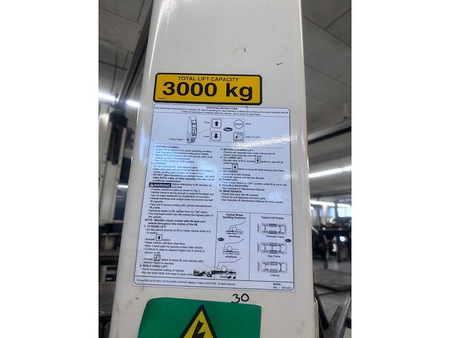 Rotary - 3000kg 2 koloms hefbrug schaar opname - afbeelding 5 van  7