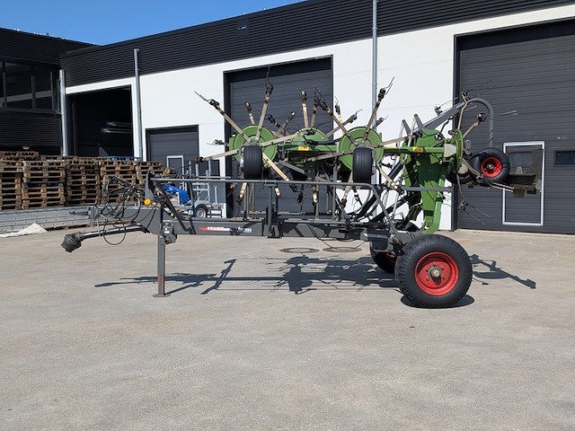 Rotatieschudder met transportonderstel, fendt, twister 11008 t, 2016 - afbeelding 12 van  19