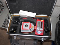 Roterend laser vector 300hv met ontvanger in koffer met accessoires. - afbeelding 5 van  5