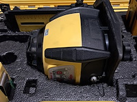 Roterende laser leica, rugby 55, bouwjaar 2012, zelfstellend horizontaal/verticaal - afbeelding 3 van  6