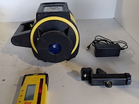 Roterende laser leica, rugby 840, bouwjaar 20222015, zelfstellend horizontaal/verticaal - afbeelding 4 van  11