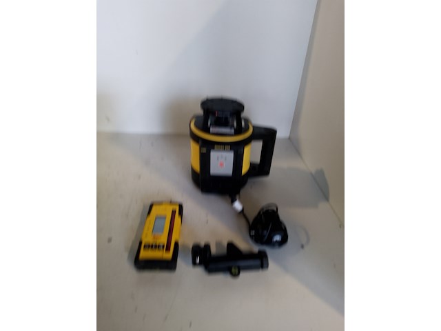 Roterende laser | zelf stellend horizontaal, leica, rugby 810, 2016 - afbeelding 1 van  11
