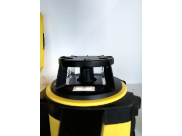 Roterende laser | zelf stellend horizontaal, leica, rugby 810, 2016 - afbeelding 8 van  11