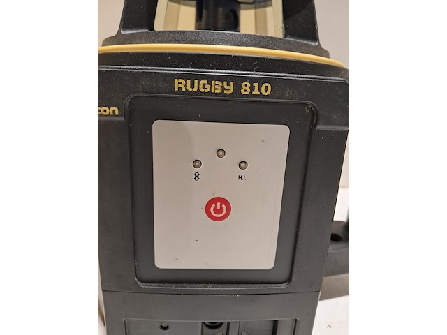 Roterende laser zelfstellend horizontaal leica, rugby 810, bouwjaar 2014 - afbeelding 8 van  12