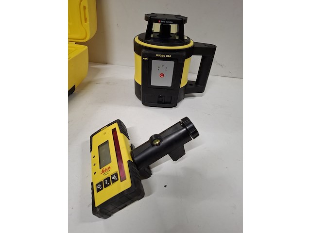 Roterende laser zelfstellend horizontaal leica, rugby 810, bouwjaar 2014 - afbeelding 4 van  10