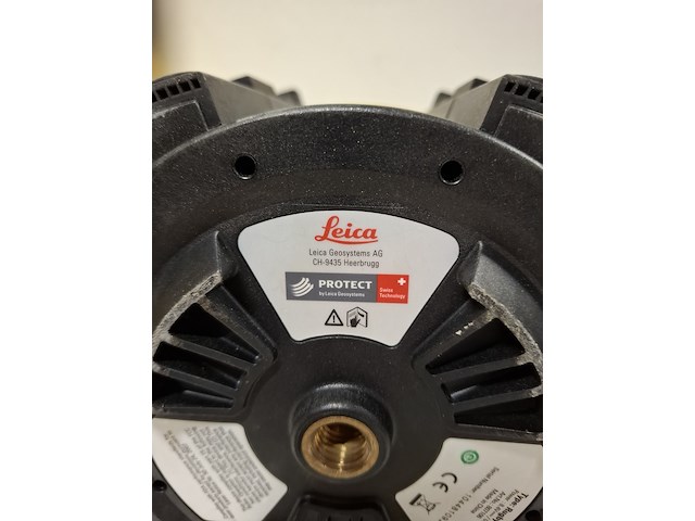 Roterende laser zelfstellend horizontaal leica, rugby 810, bouwjaar 2014 - afbeelding 8 van  10