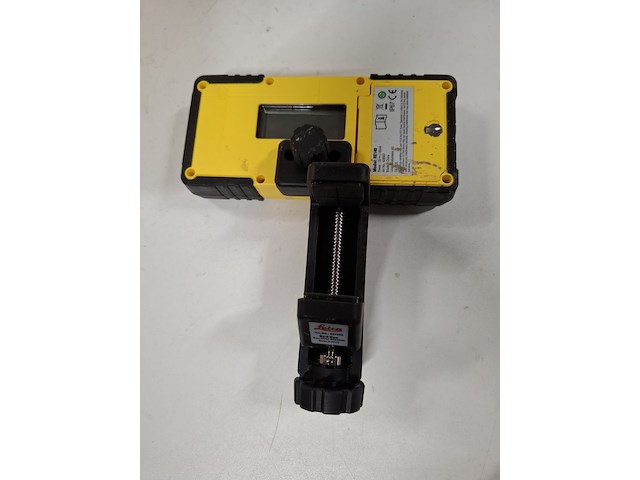 Roterende laser zelfstellend horizontaal leica, rugby 810, bouwjaar 2014 - afbeelding 8 van  10