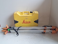 Roterende laser zelfstellend horizontaal leica, rugby 810, bouwjaar 2014 - afbeelding 1 van  20