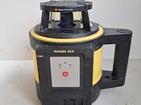 Roterende laser zelfstellend horizontaal leica, rugby 810, bouwjaar 2014 - afbeelding 15 van  20
