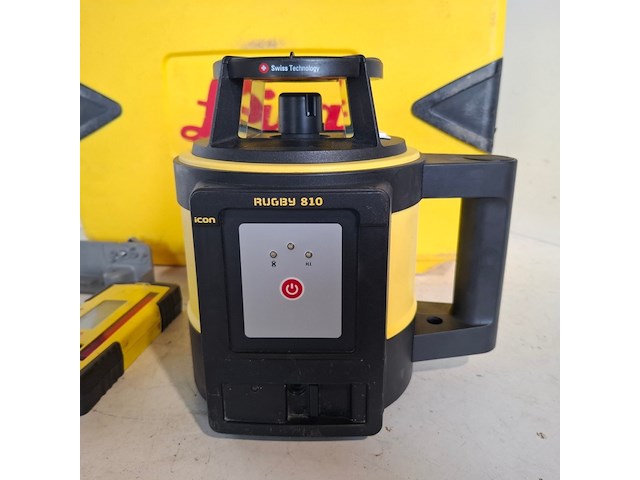 Roterende laser zelfstellend horizontaal leica, rugby 810, bouwjaar 2016 - afbeelding 4 van  4