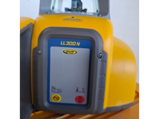 Roterende laser zelfstellend horizontaal, trimble, ll300n-4, 2019 - afbeelding 3 van  8