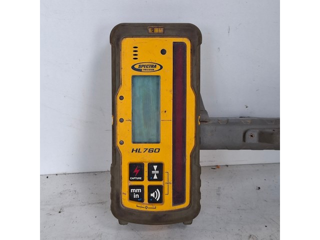 Roterende laser zelfstellend trimble, hv302-4, bouwjaar 2018, horizontaal/verticaal - afbeelding 6 van  16