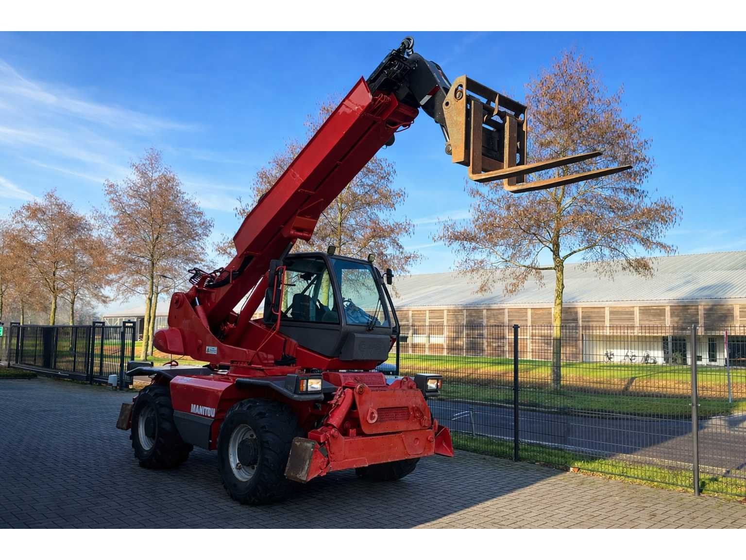 Roterende verreiker, wiellader, voertuigen, hydraulische aanbouwdelen, werkplaatsinrichting