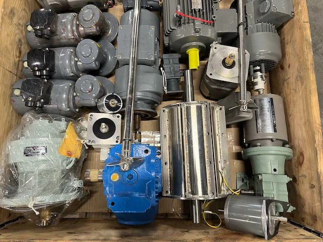 Rotornl, marathon - partij industriële elektromotoren, reductoren, aandrijvingen - afbeelding 4 van  12