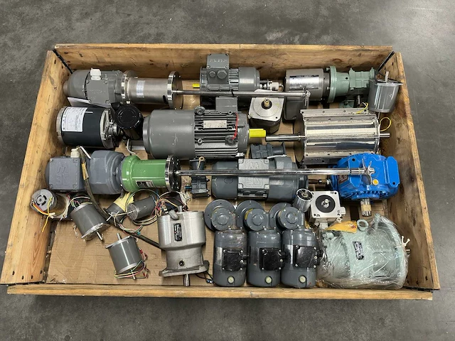 Rotornl, marathon - partij industriële elektromotoren, reductoren, aandrijvingen - afbeelding 5 van  12
