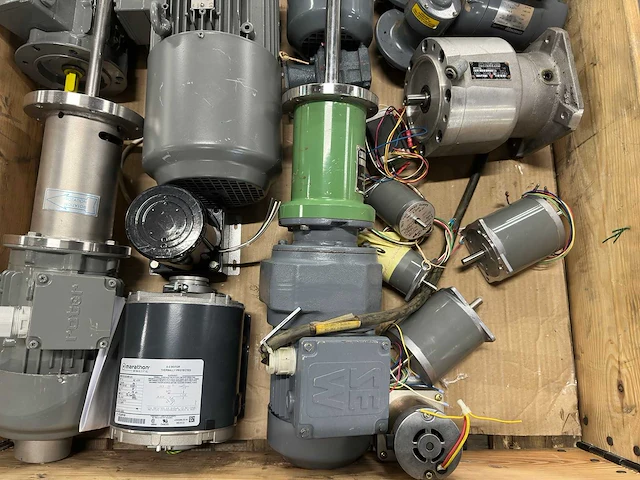 Rotornl, marathon - partij industriële elektromotoren, reductoren, aandrijvingen - afbeelding 2 van  12