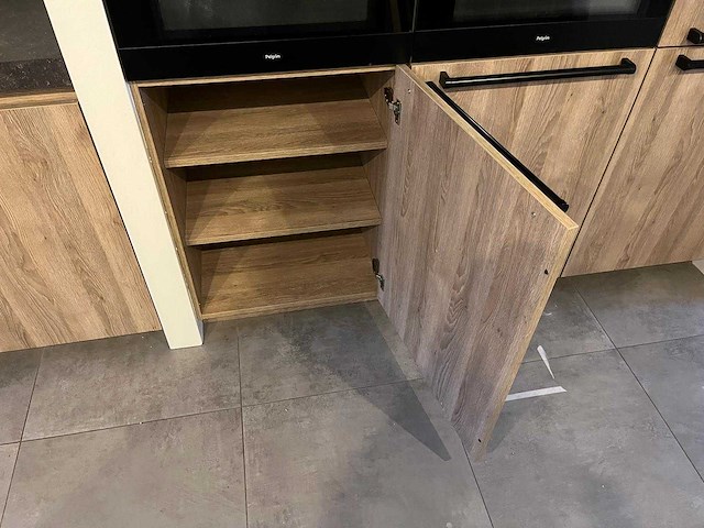 Rotpunkt - keuken met pelgrim apparatuur - afbeelding 8 van  30